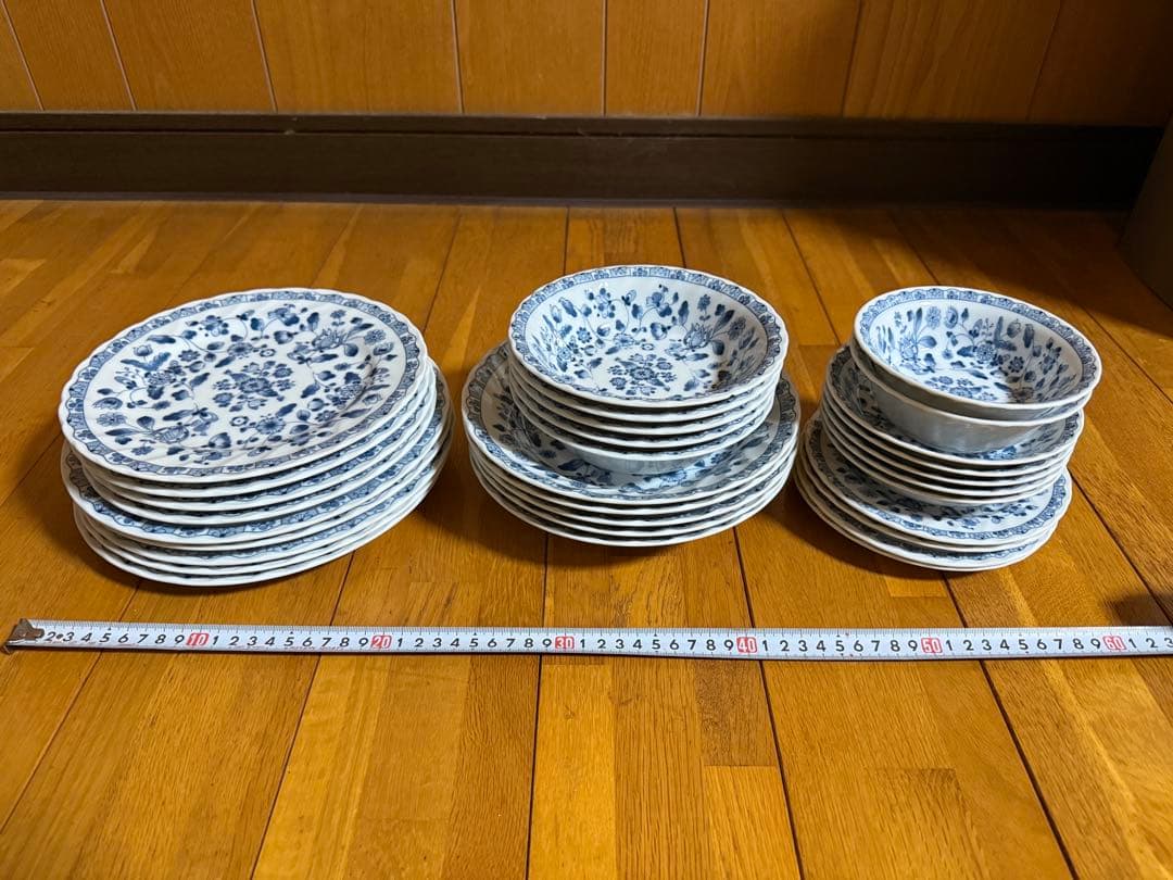 36.陶器 Sanyo 青い花柄 食器セット 30枚
