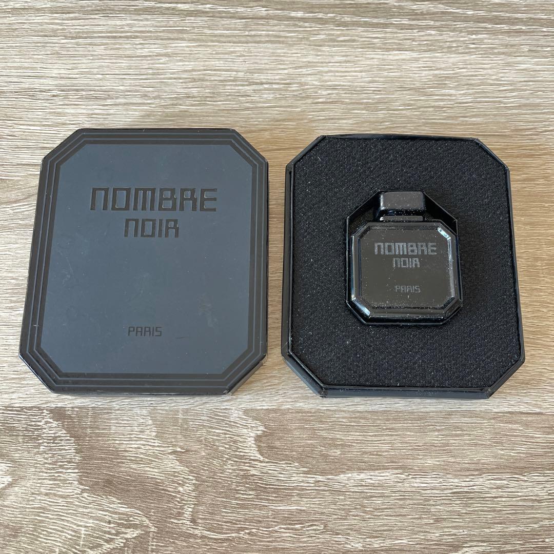 が*す様 NOMBRE NOIR 香水