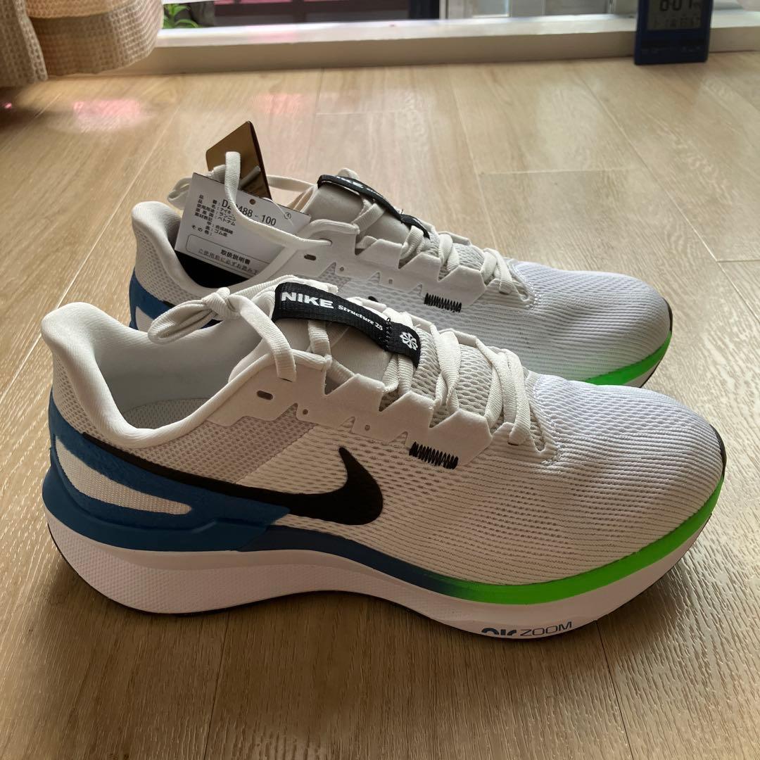 Nike ランニングシューズ エアズームストラクチャー25ワイド