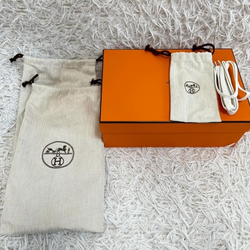 未使用 HERMES スニーカー バウンシング ブラック 37