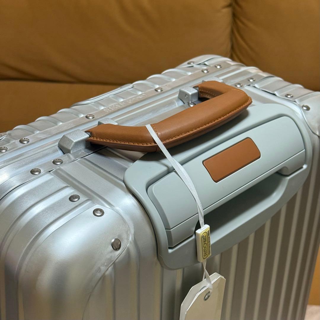 奇跡の新品　リモワ　トパーズ　ルフトハンザ　ボーイング　キャビン