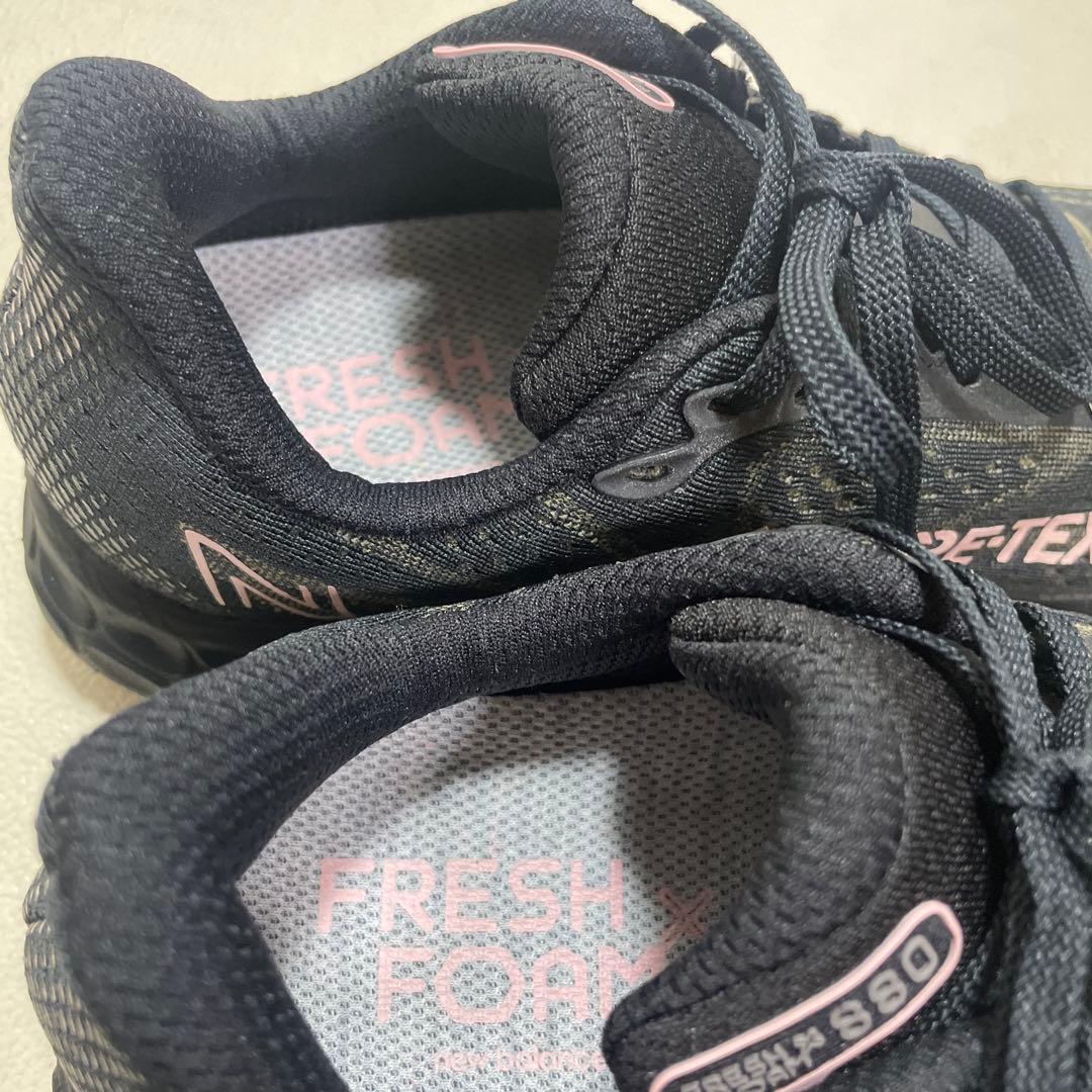 靴 New Balance Fresh Foam X880 V13Gore-Tex