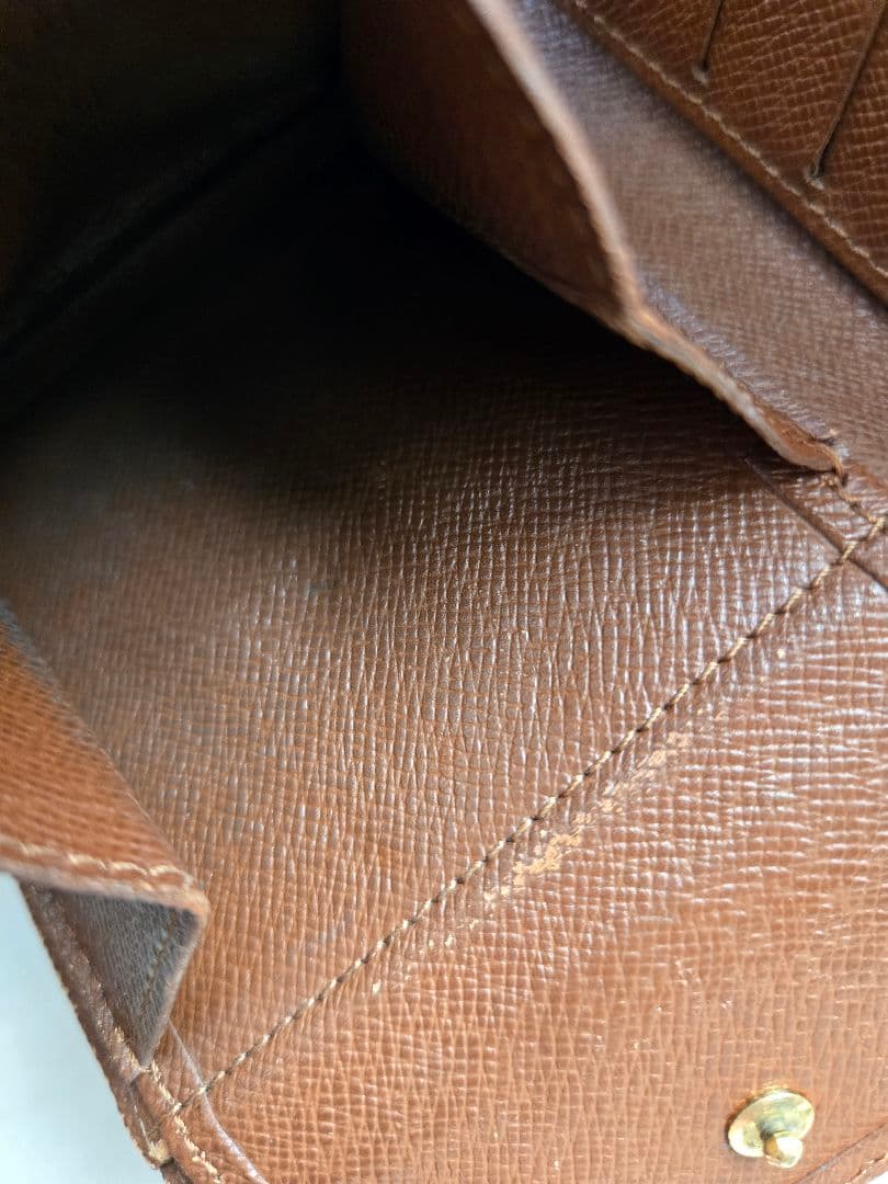 ルイヴィトン折りたたみ財布