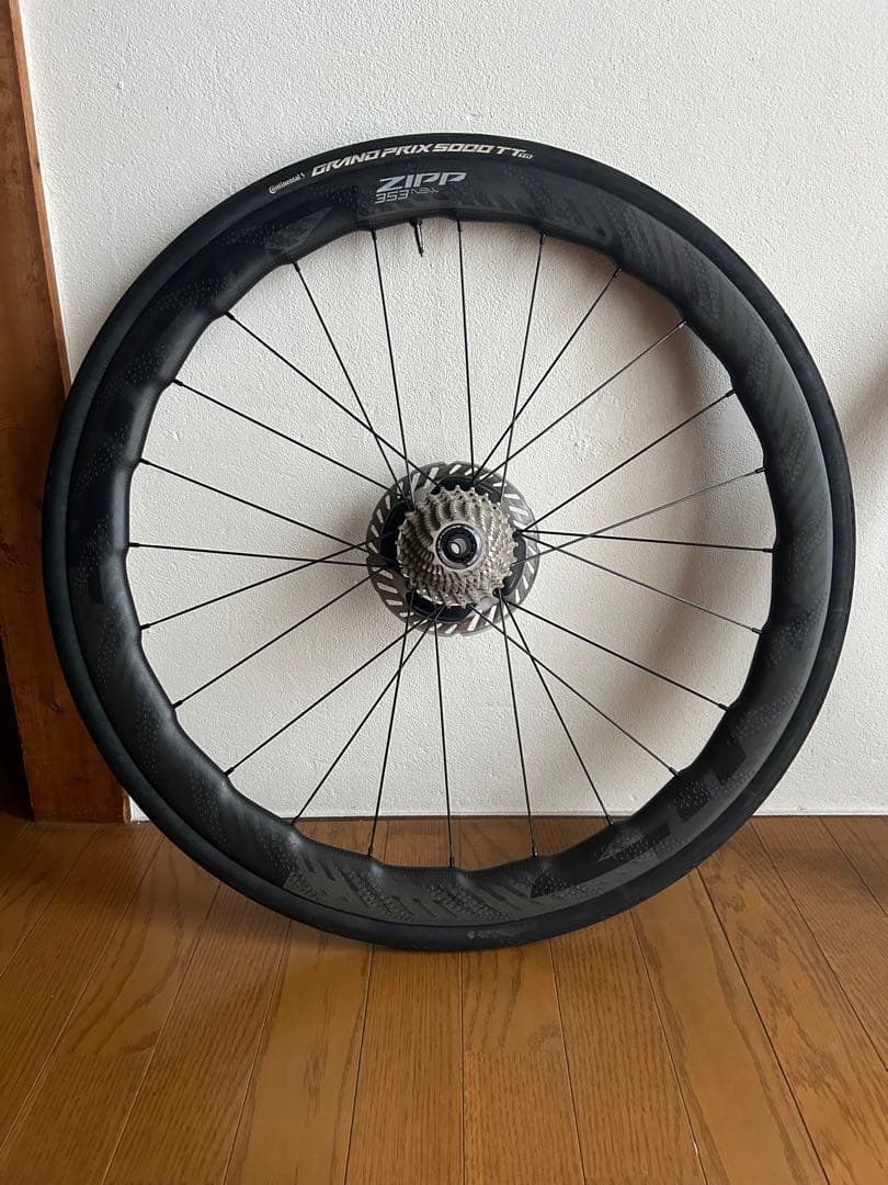 ZIPP NSW353カーボンホイール 28インチ チューブレスタイヤ