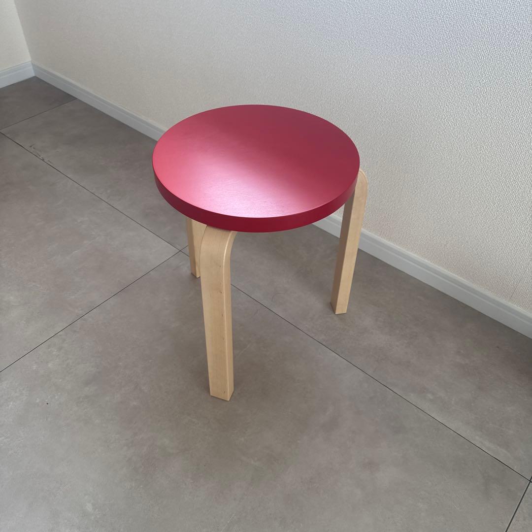 スツール60 レッド artek