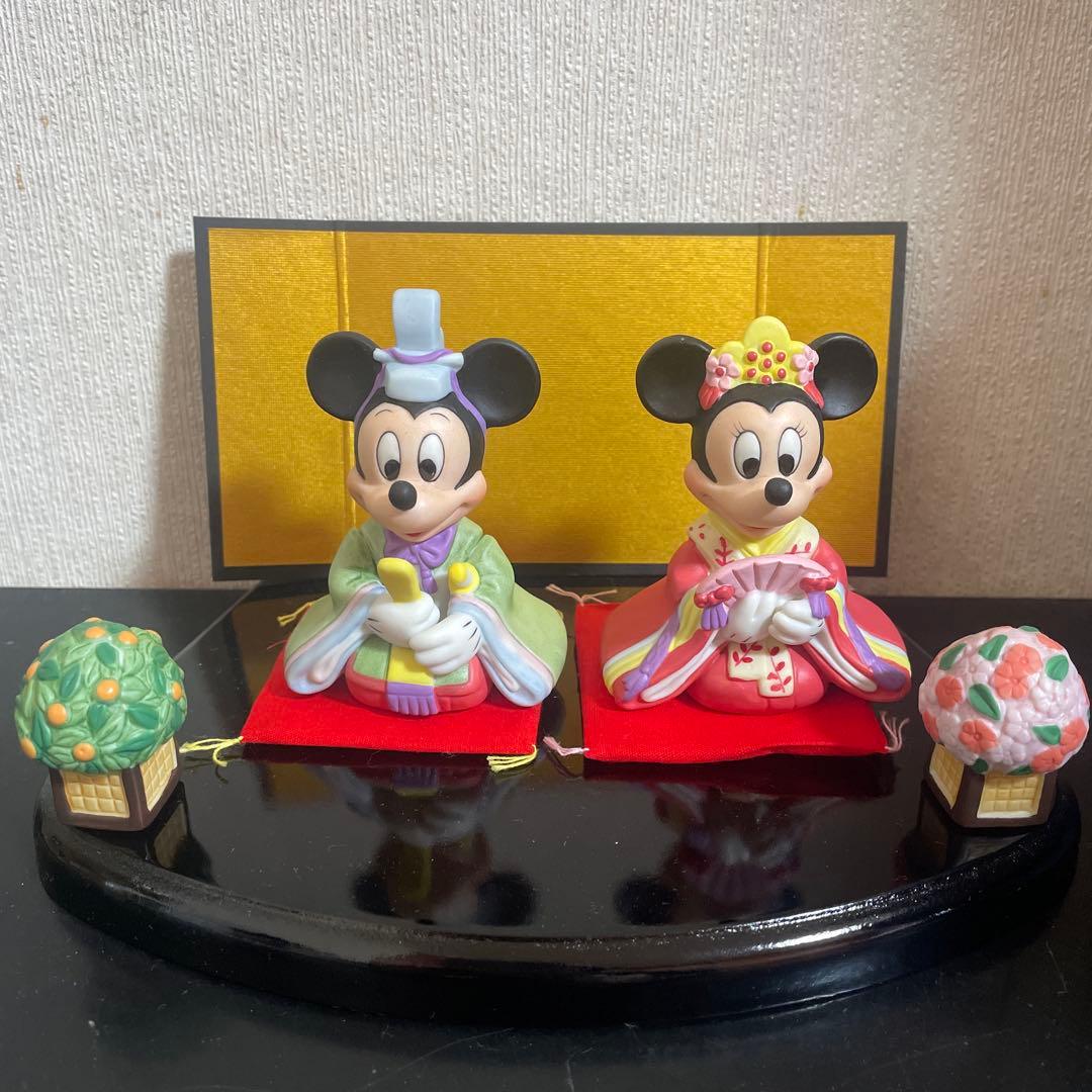 【美品】ミッキーミニーの陶磁器製ひな人形 びょうぶ 木台 座布団付き ひな祭り