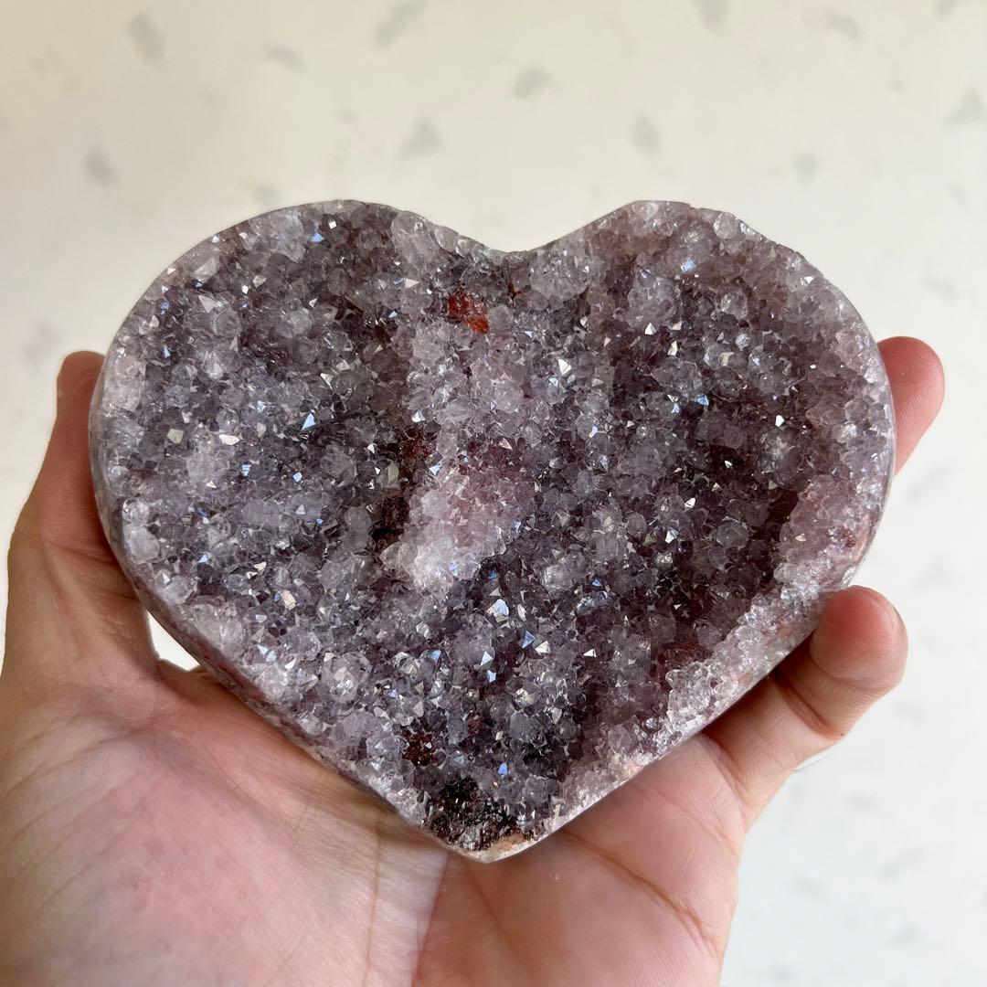 ハイクオリティ　ラベンダーカラーアメジスト　ハート型　クラスター　アメジスト