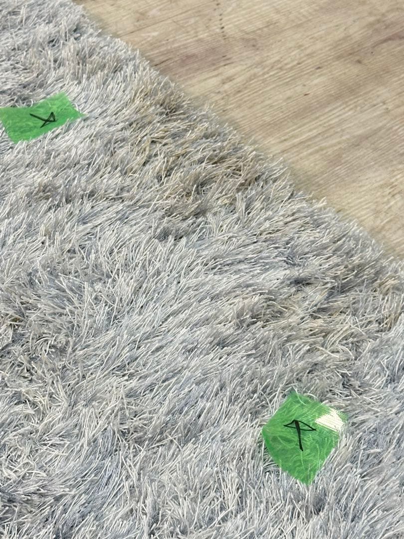 【東京都内23区配送無料】定価23万　4m 絨毯　カーペット　ラグ　シャギー