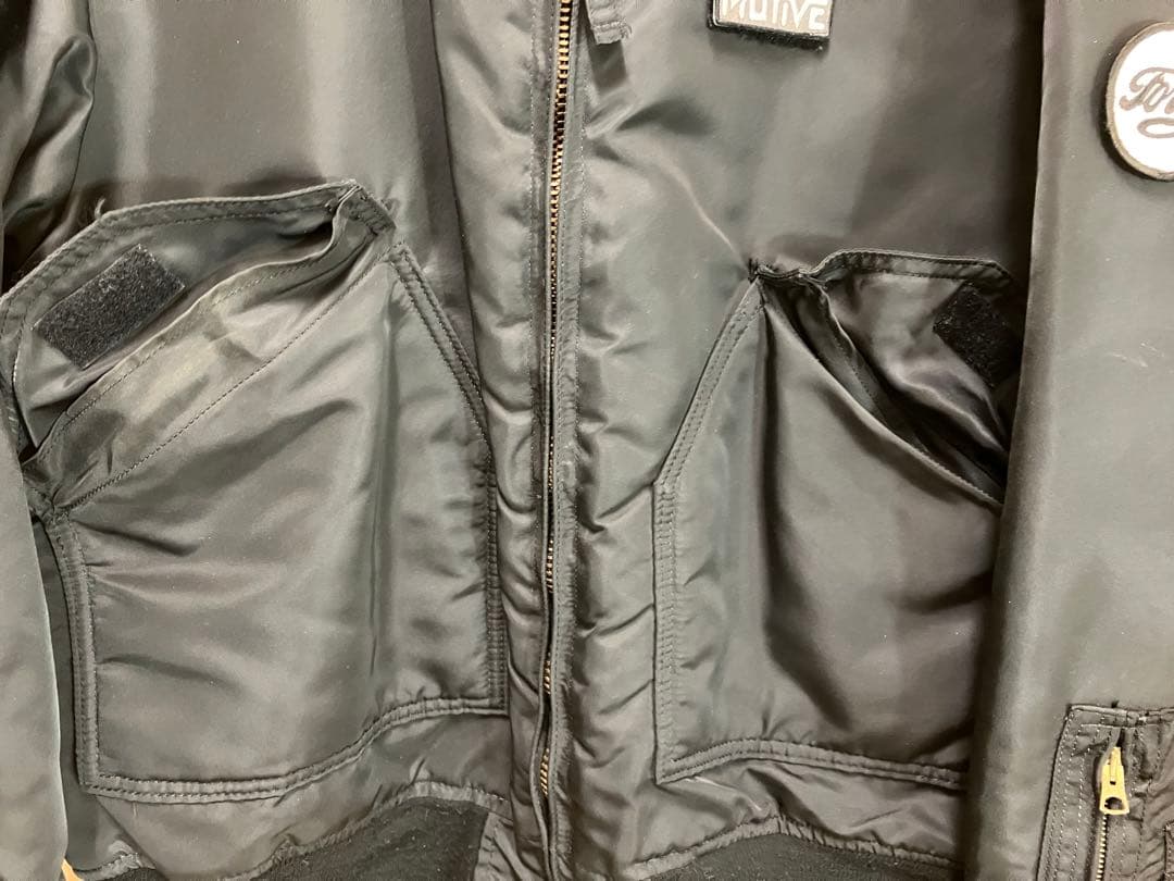 サキャスティック MOTIVE WTAPS hecticブラック MA-1