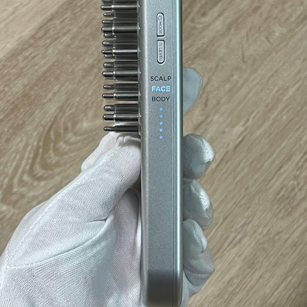 【良品】SALONIA サロニア EMS リフトブラシ / 24年9月購入