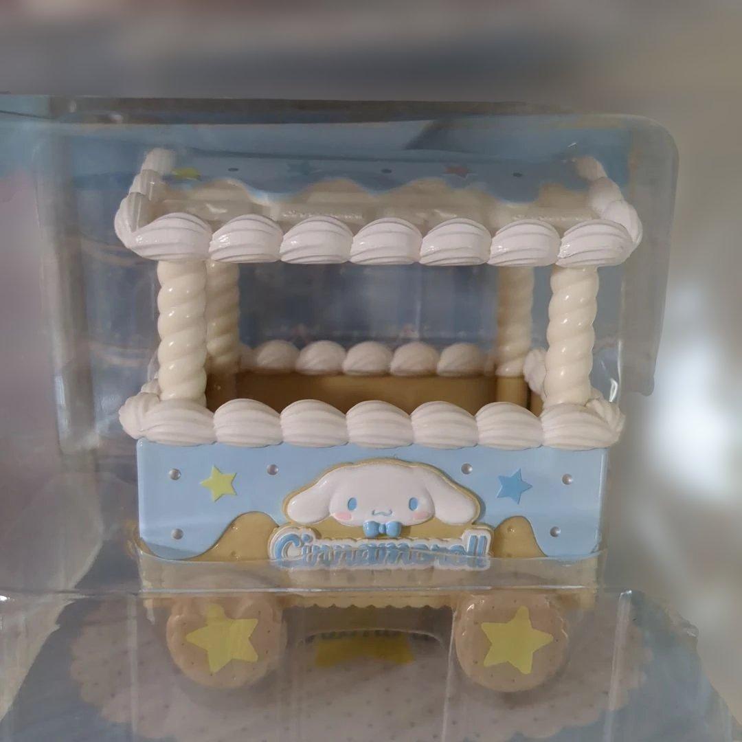 サンリオ　ハローキティ　リトルツインスターズ　シナモロール　小物入れ