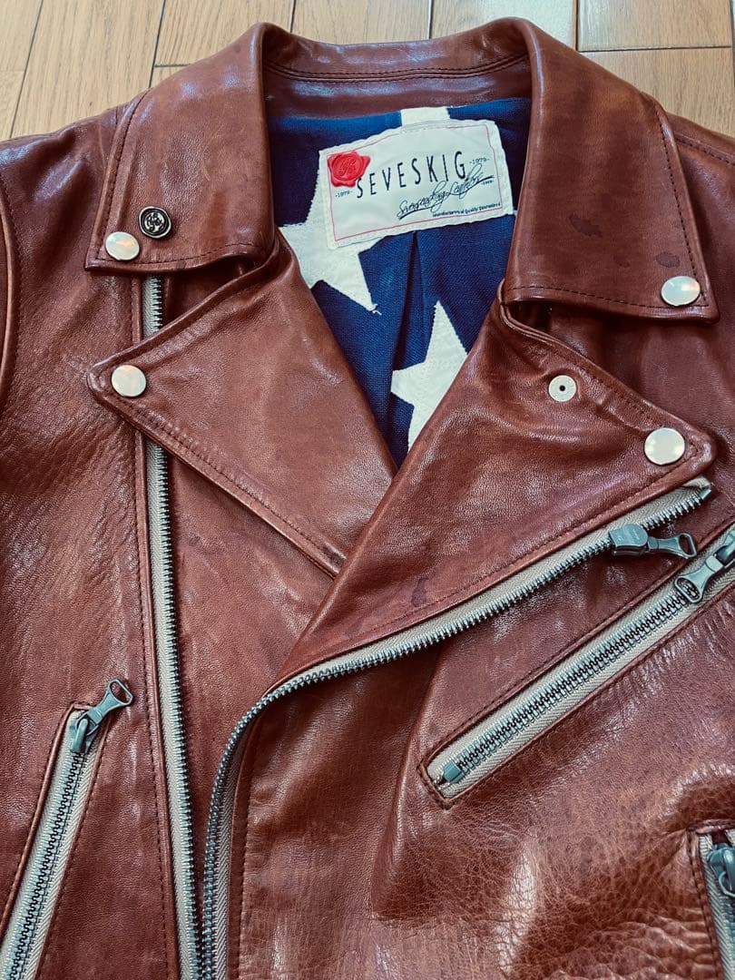 古*賀様 SEVESKIG(セヴシグ) 馬革　レザーライダースジャケット