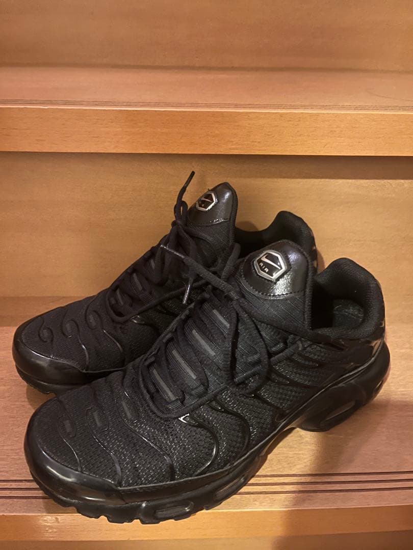 NIKE AIR MAX PLUS エアマックスプラス　黒　ナイキ　27cm