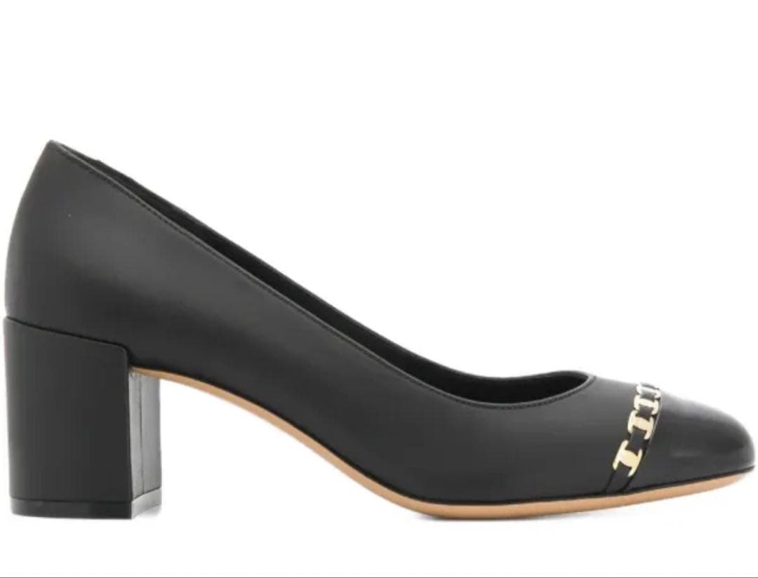 フェラガモ チェーン パンプス 黒 レザー ゴールド金具 23.5cm