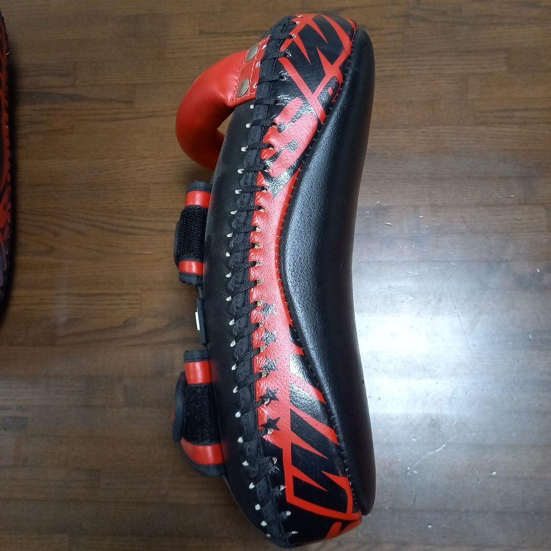 TWINS SPECIAL キックミット M