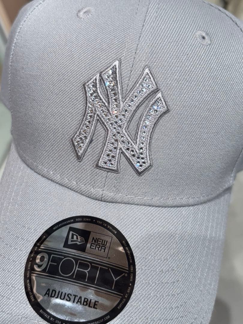 NewEra 9FORTY グレー キャップ ラインストーン