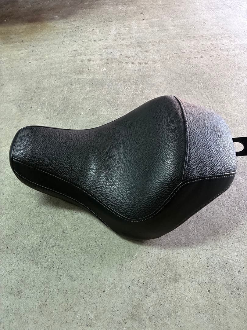 スポーツスター　スーパーリーチ・ソロシート