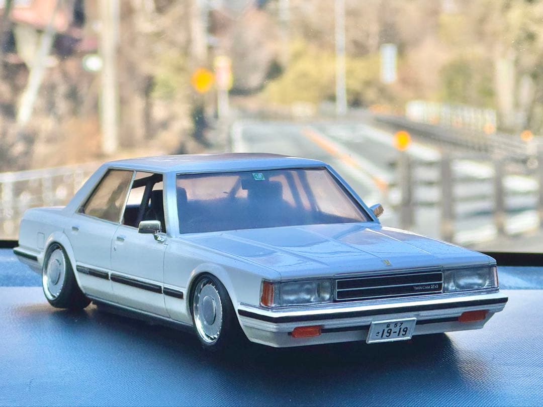 【完成品】フジミ•GX61 クレスタ インチアップハの字箱絵 新型シャーシVer