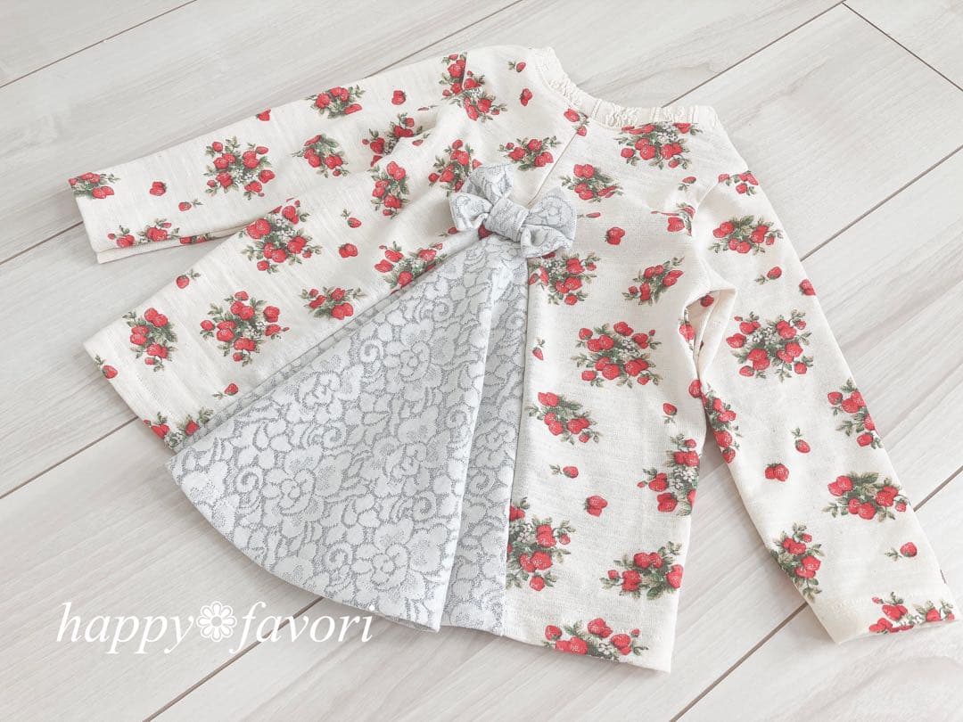 ❁後ろ下がりフレアティ いちごちゃん(レッド)×レース 90size