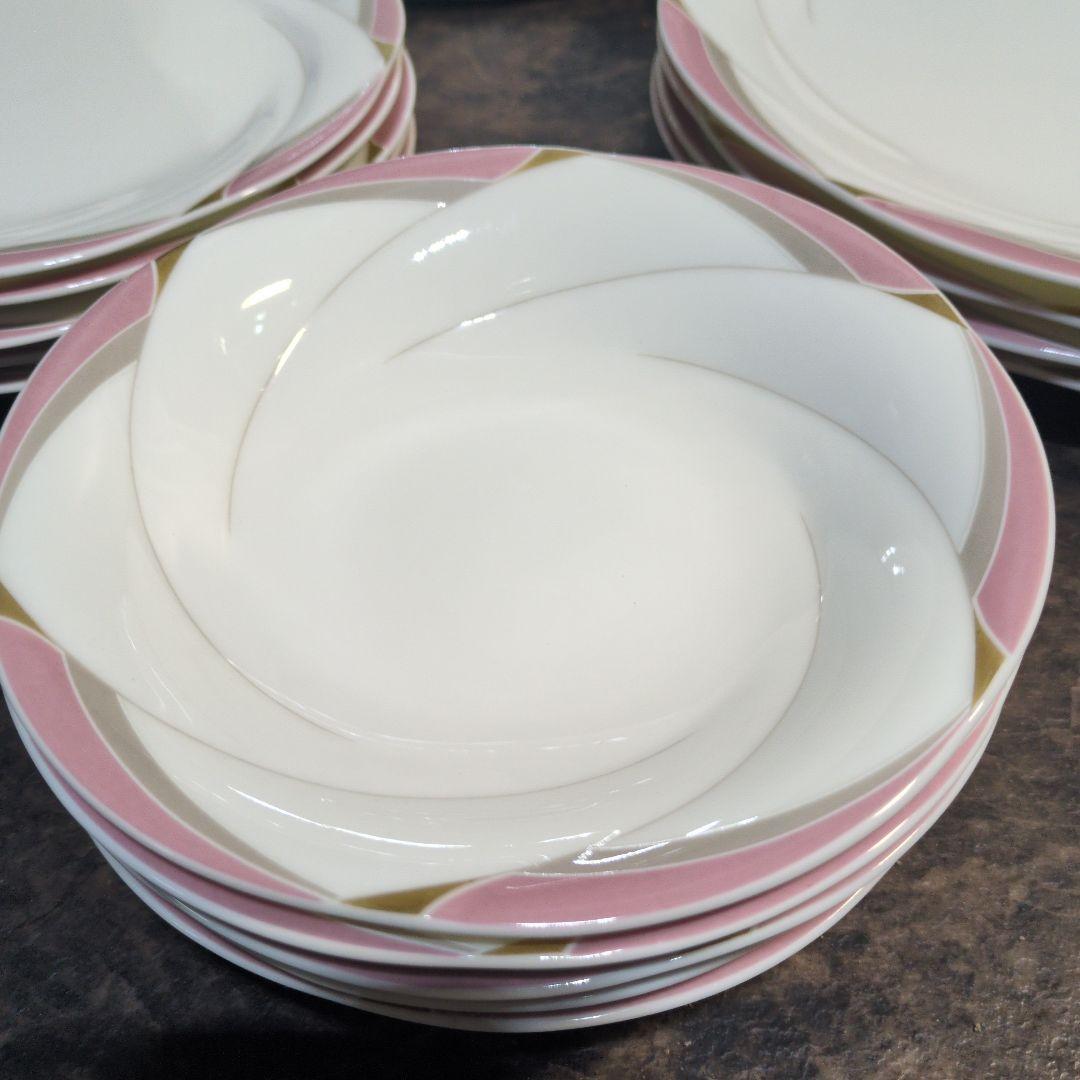 ノリタケ　ボーンチャイナ　プレート　5セット