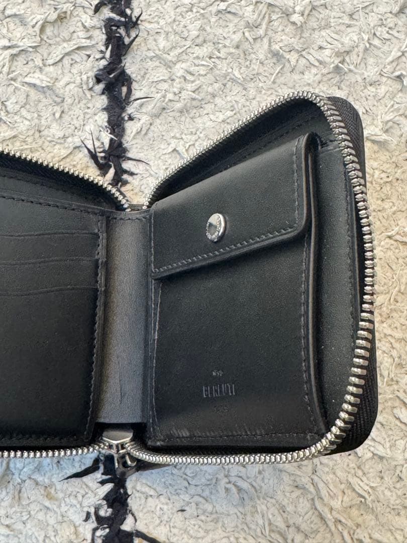 Berluti ベルルッティ　イタウバ　スクエア　財布　ラウンドジップ