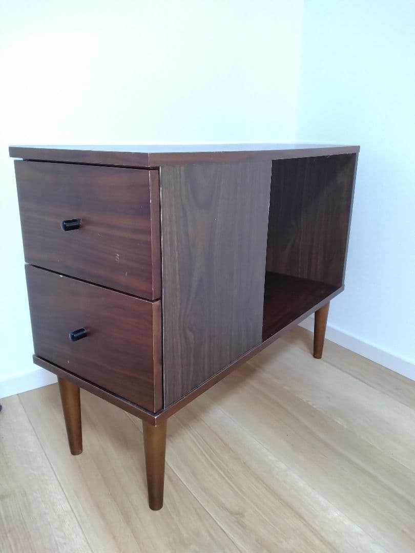 【匿名配送】ニトリ　ソファサイドテーブル兼本棚　ナイトテーブル　ウォールナット