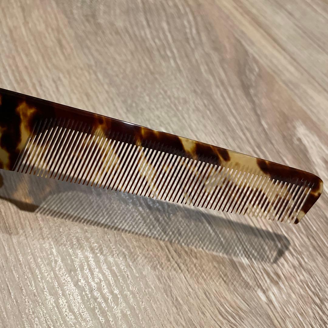 【新品・未使用】本鼈甲　角度櫛　18目　幸保　手付き　仕上げクシ　理容