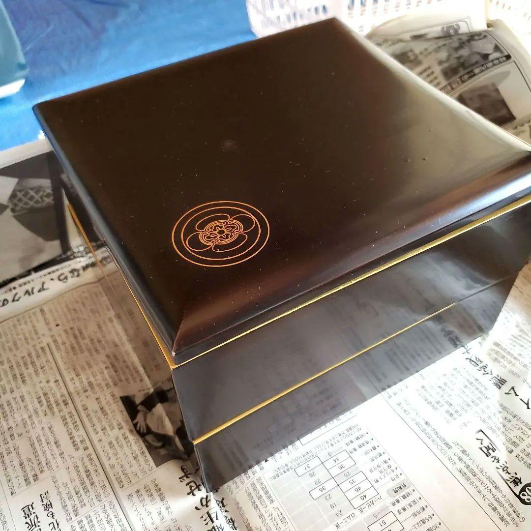 丸に木瓜 家紋入り 重箱