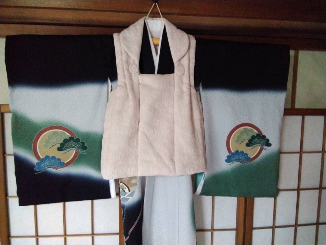 男の子用・3歳向け・表側正絹・お被覆とお着物のセット