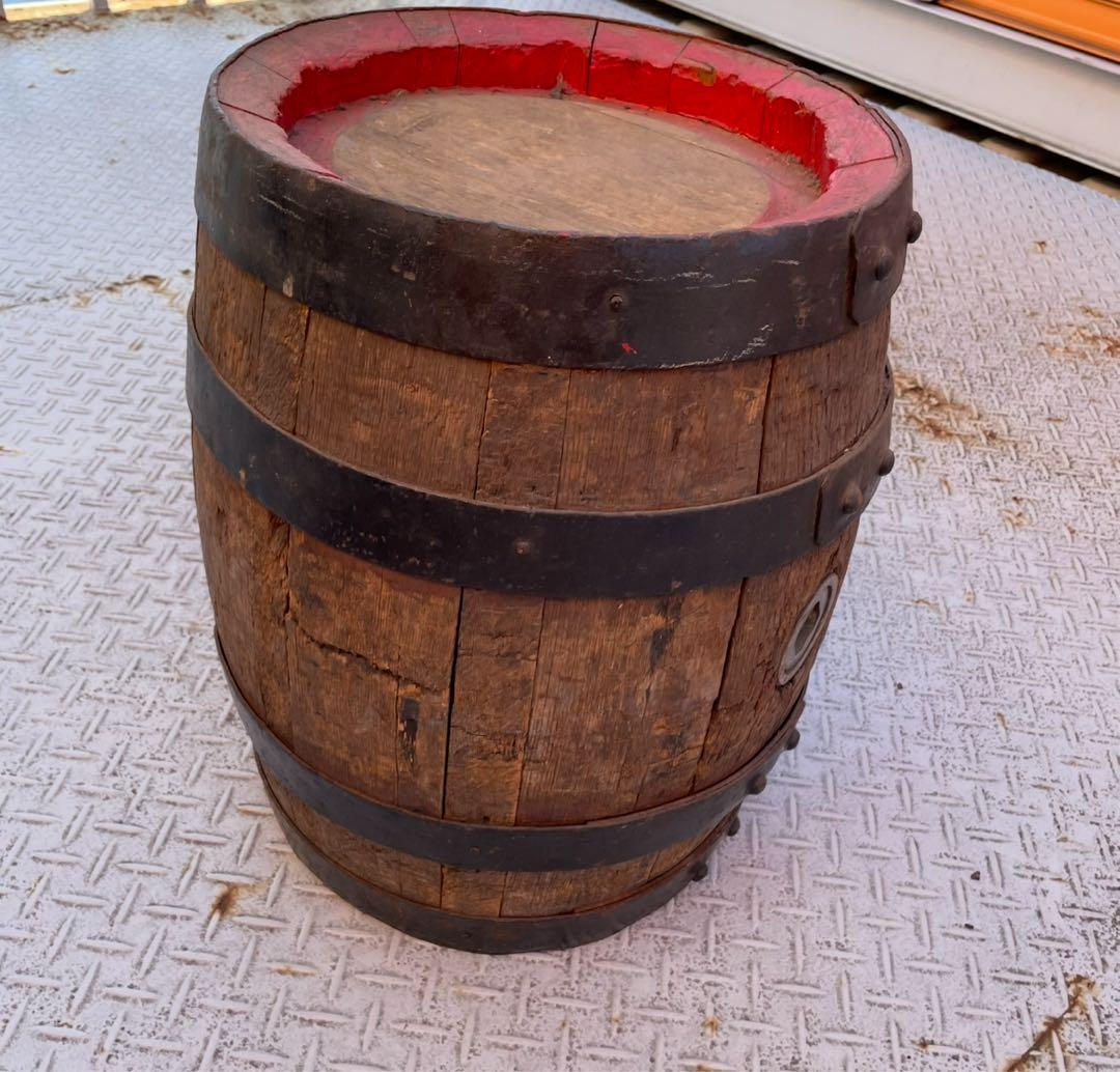 ビール(ワイン風)木製樽 置物 インテリア小物 ⭐️【本物志向】
