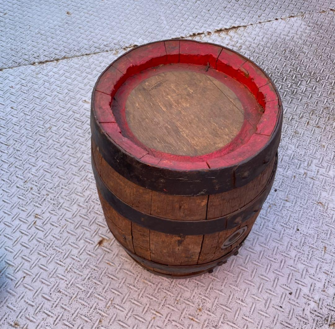 ビール(ワイン風)木製樽 置物 インテリア小物 ⭐️【本物志向】