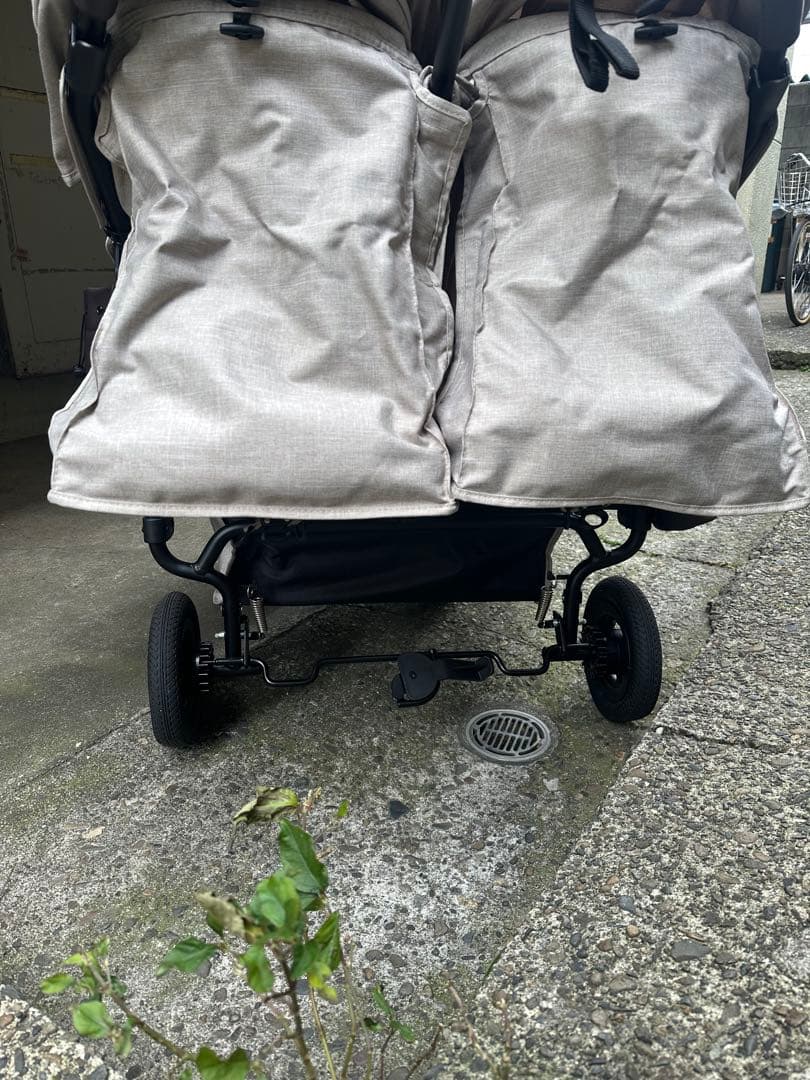 【ほぼ未使用美品】エアバギー ココダブル エクストラ フロムバース