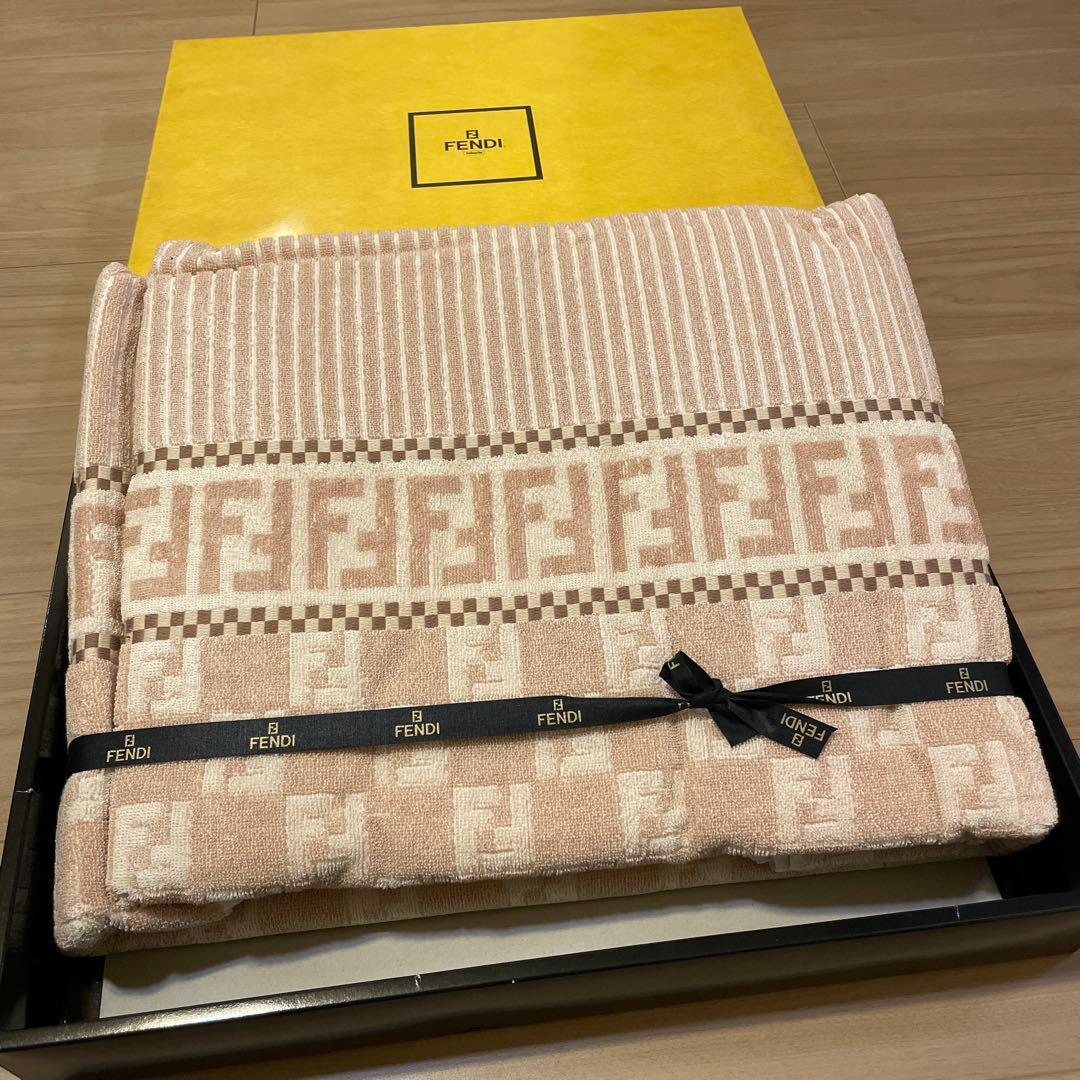 FENDI タオルシーツ