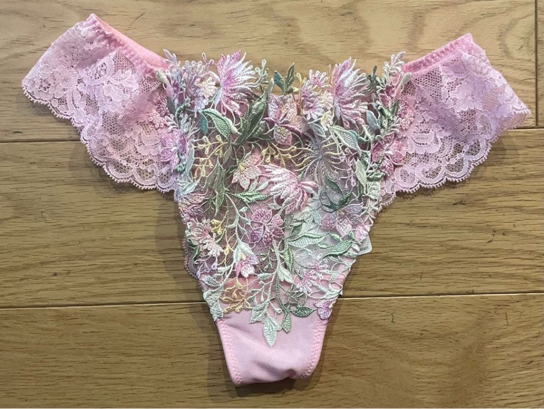 ワコール　yue 62G E70/Mセット