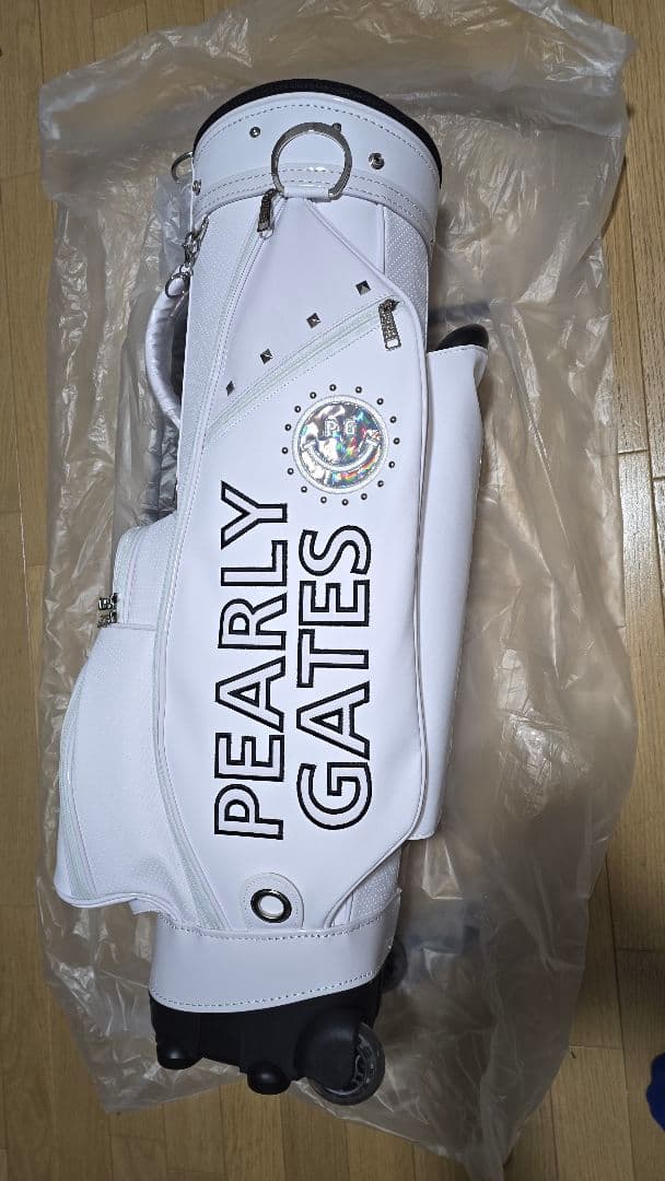 パーリーゲイツ　キャスター付　PEARLY GATES キャディバッグ　白　新品