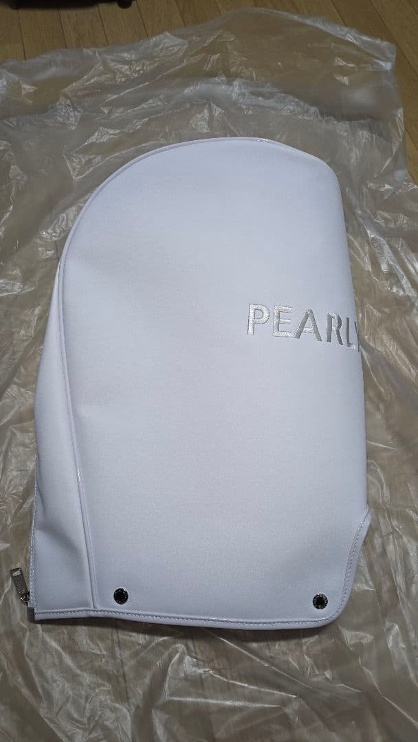 パーリーゲイツ　キャスター付　PEARLY GATES キャディバッグ　白　新品