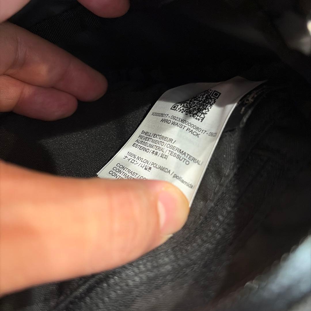 最終値下げ　Arc'teryx アローウェストパック　ボディバッグ ブラック