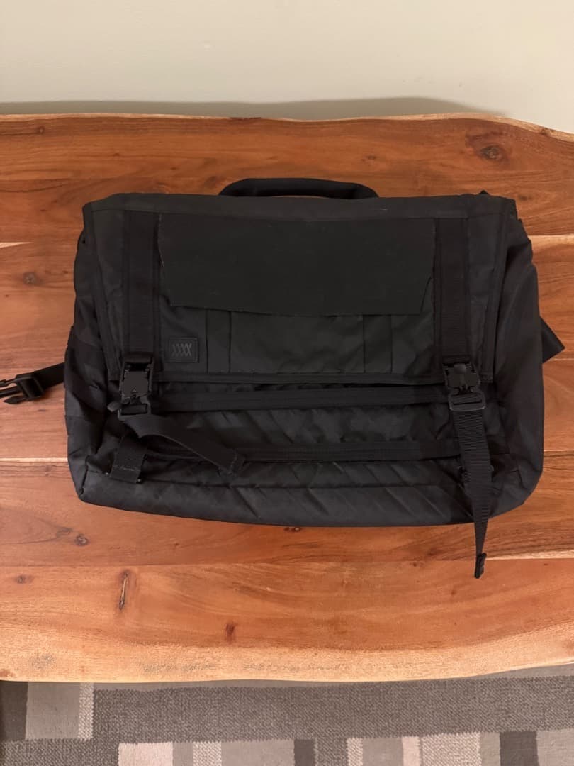 The Khyte : VX メッセンジャーバッグ