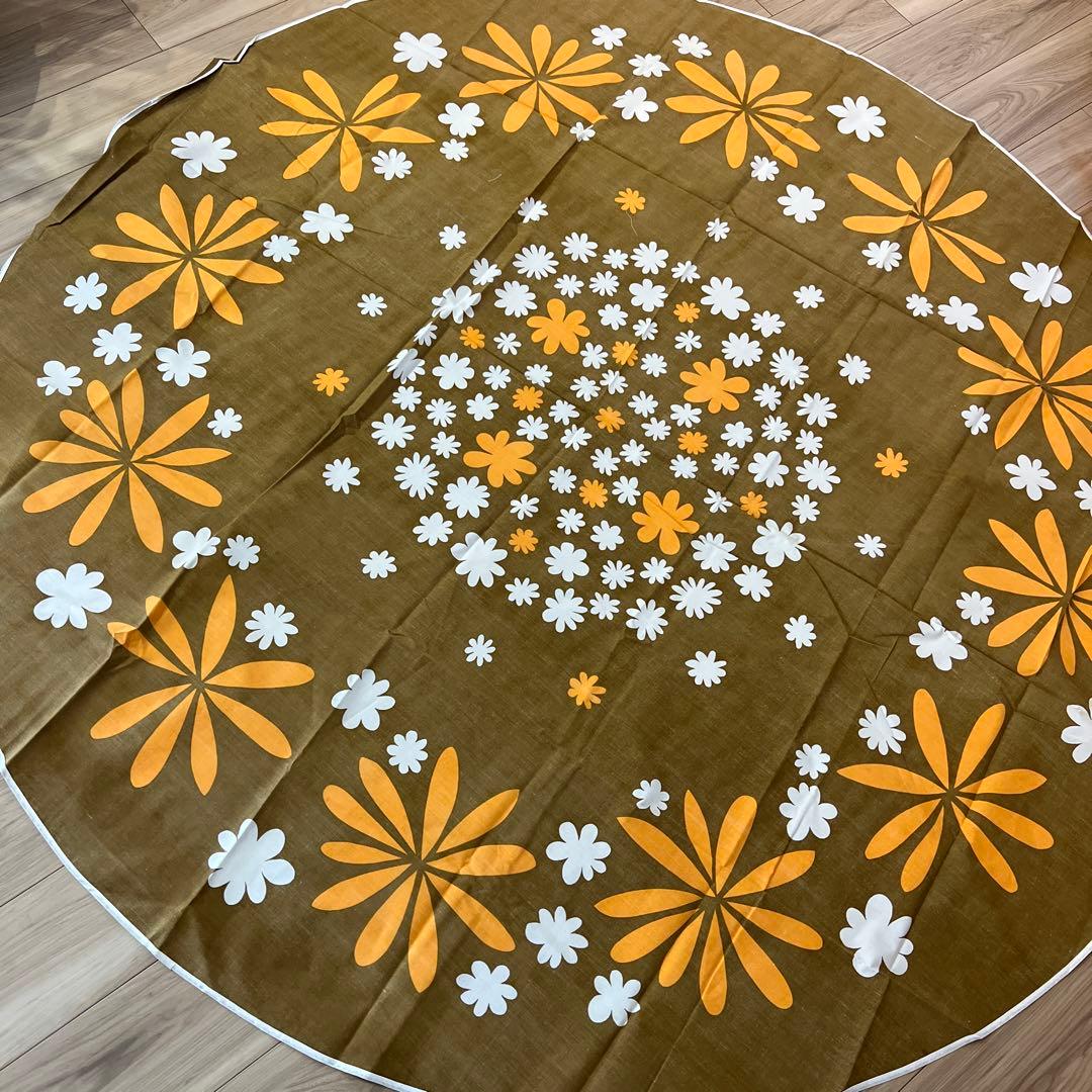 ビンテージ　テーブルクロス