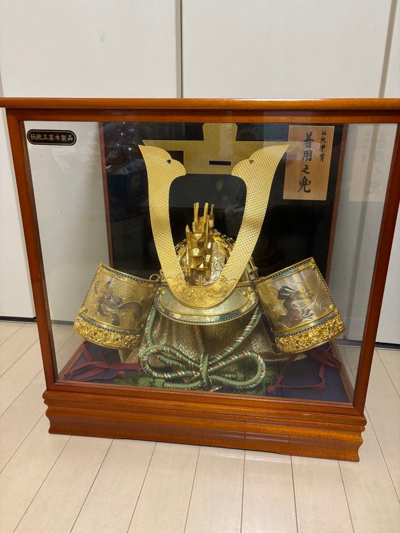 着用兜 陣羽織 五月人形 オルゴール付き ガラスケース入り 陣羽織付き