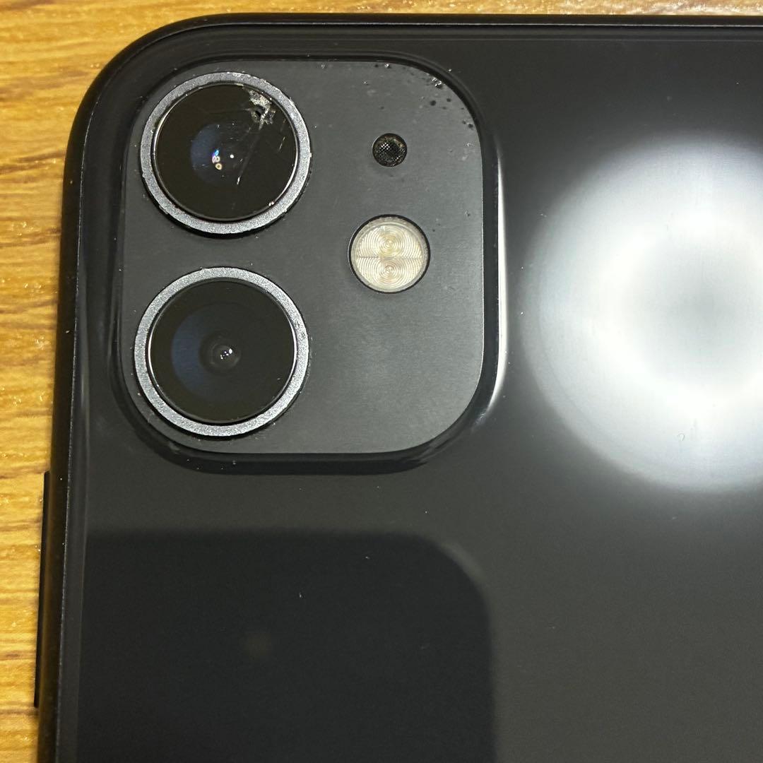 iPhone11 128GB ブラック【ガラスフィルム・ライトニングケーブル付】