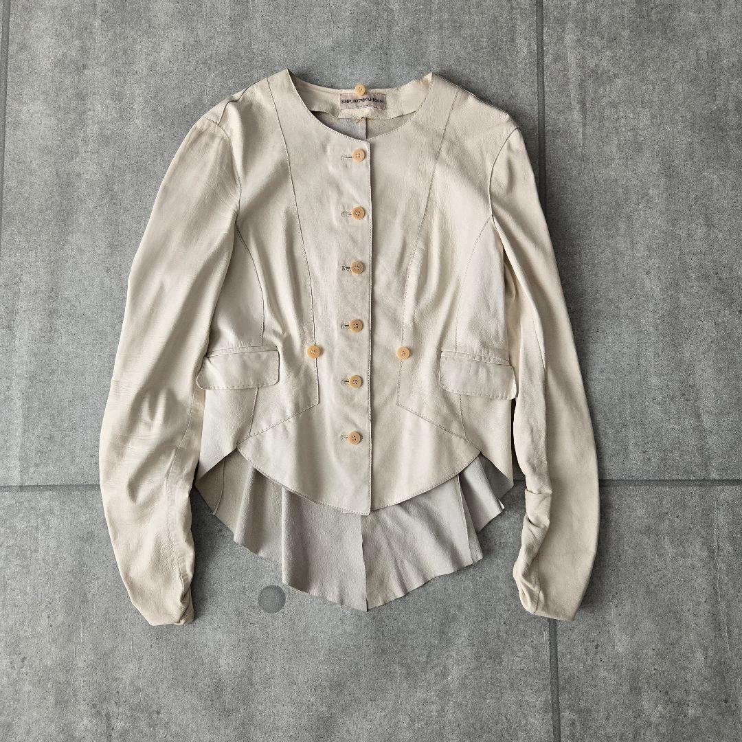 エンポリオアルマーニ レザージャケット ベラペレ 白 ノーカラー