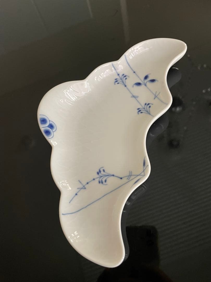 【未使用美品】ロイヤルコペンハーゲン ブルーパルメッテ クレセントディッシュ2枚