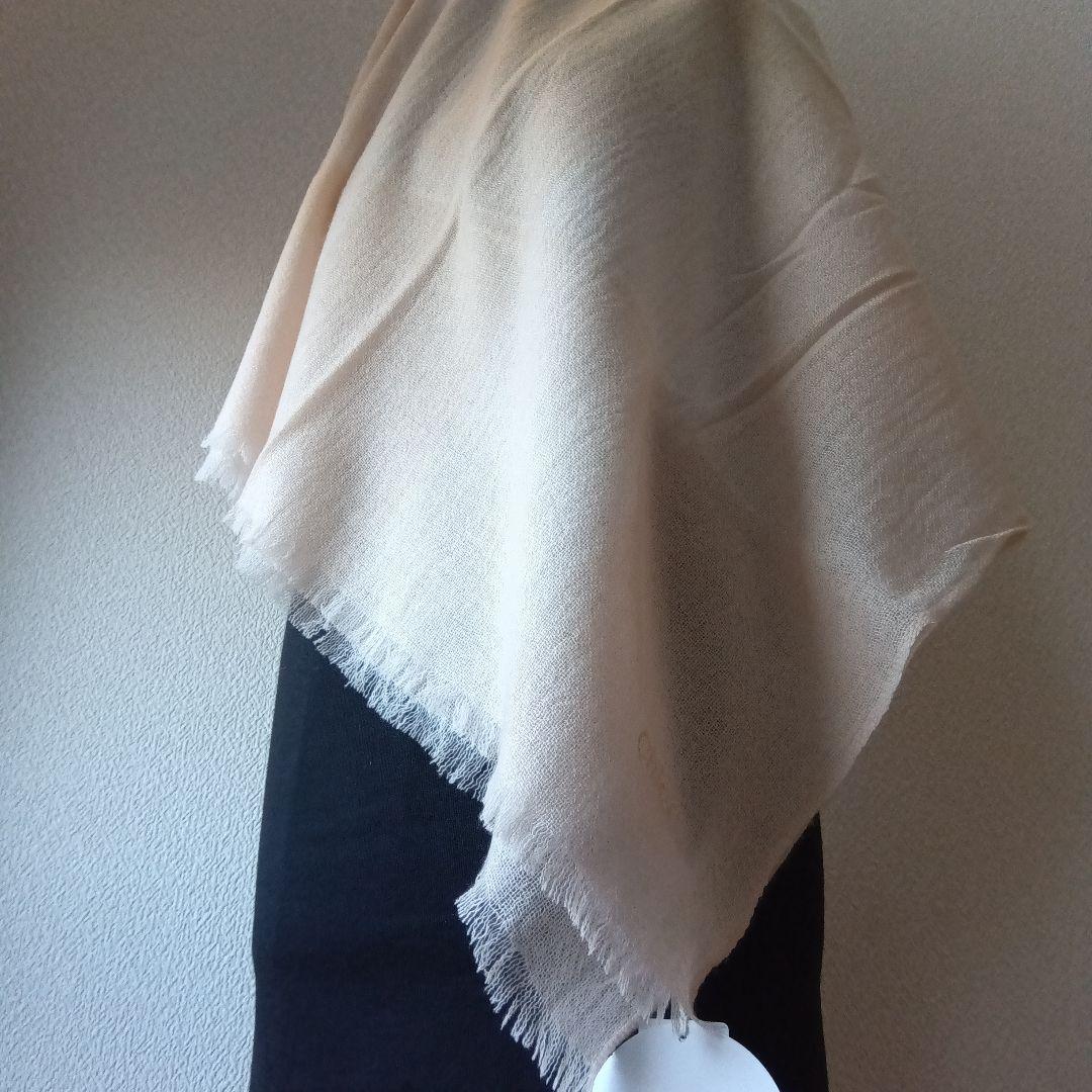 【新品未使用】Chloe クロエ 洗えるカシミヤ大判ストール　ロゴ刺繍