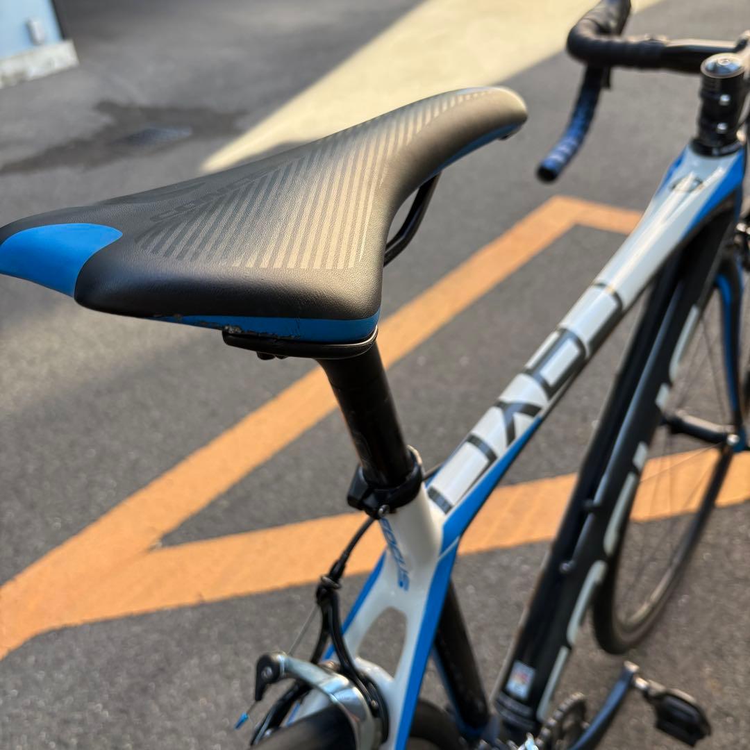 FOCUS CAYO/フルカーボン/レーシング3