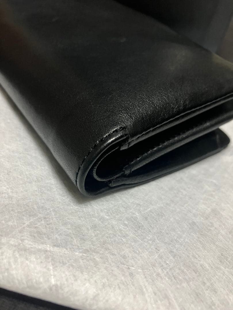 RIPVANWINKLE レザーウォレット 二つ折り財布 ブラック 縦 ボタン留