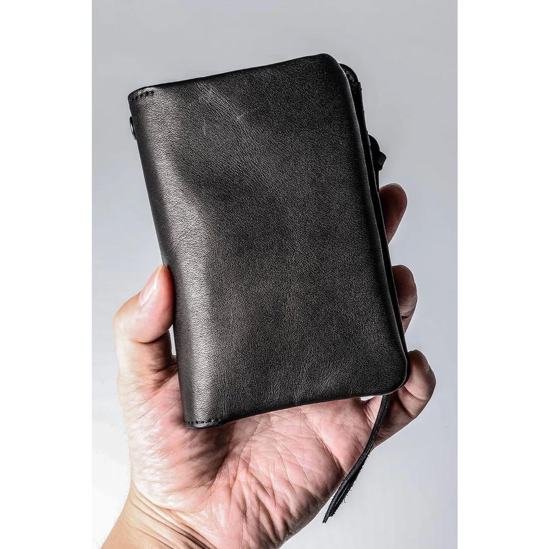 RIPVANWINKLE レザーウォレット 二つ折り財布 ブラック 縦 ボタン留