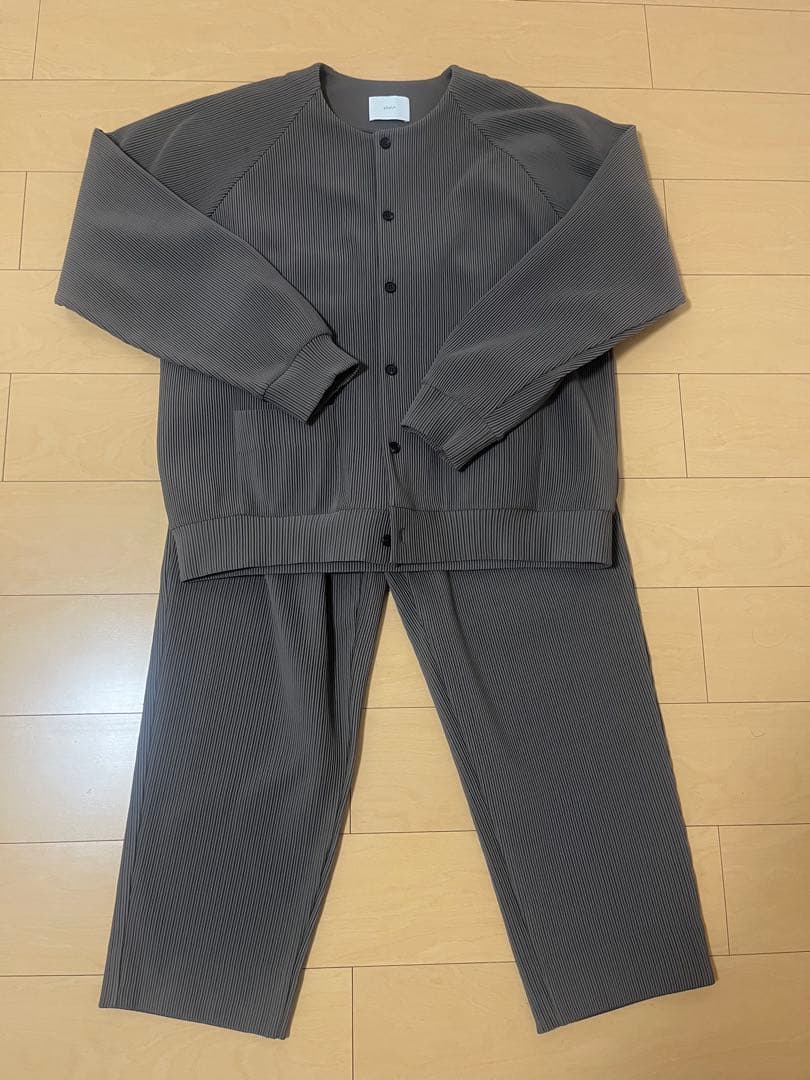 トップス stein gradation pleats cardigan/trousers