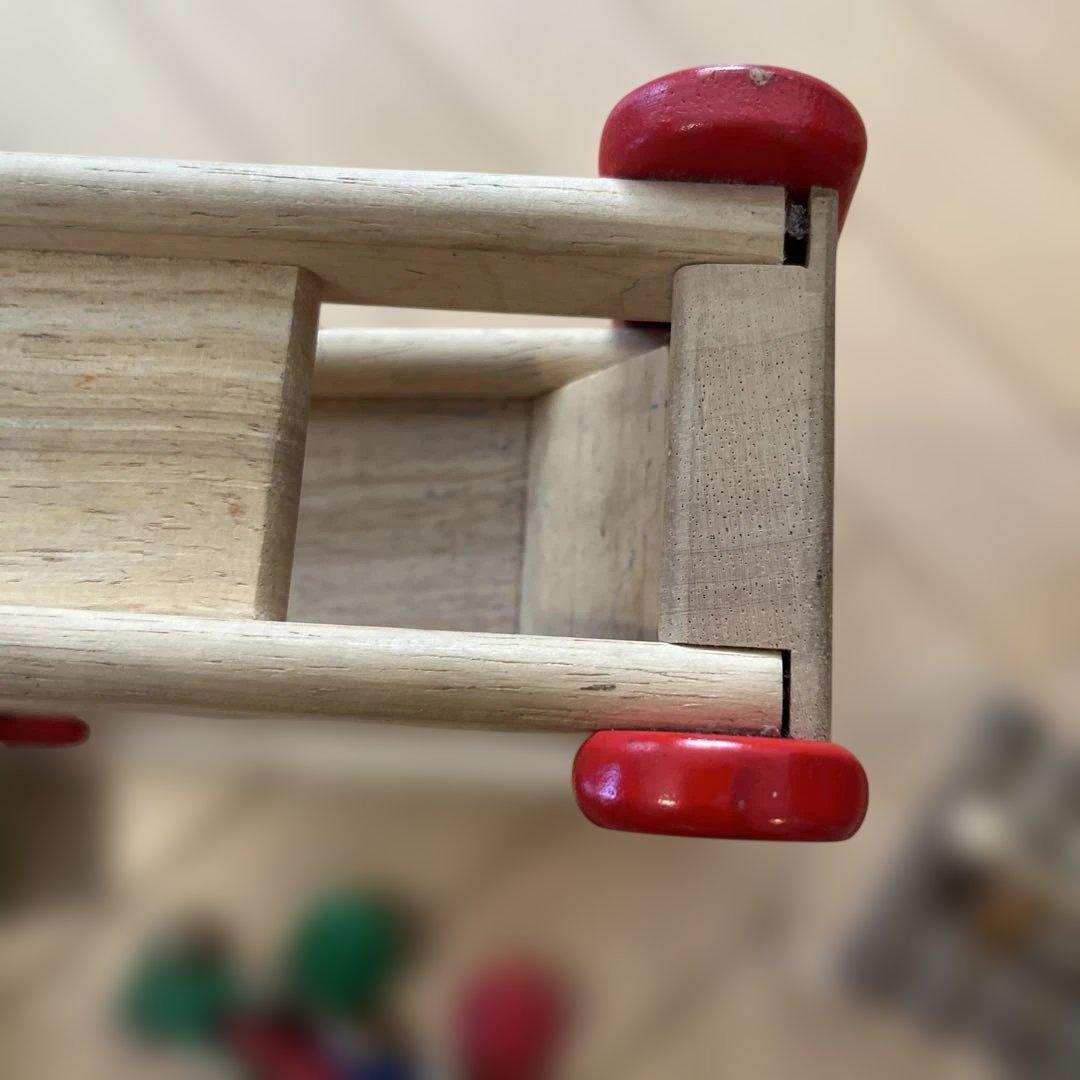 木のおもちゃ　たくさん　知育　自然　木製　幼児　幼稚園　保育園　プレ