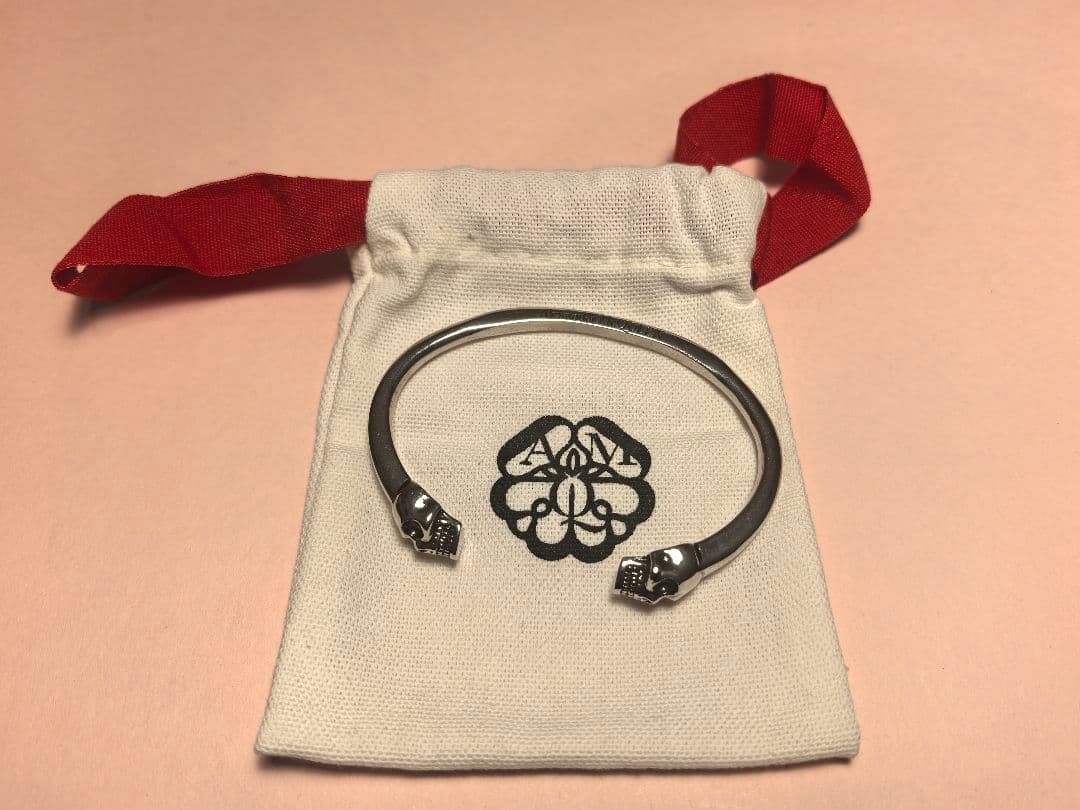 ALEXANDER McQUEENブレスレット THIN TWIN SKULL